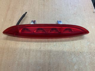 bontott PEUGEOT 208 Pótféklámpa