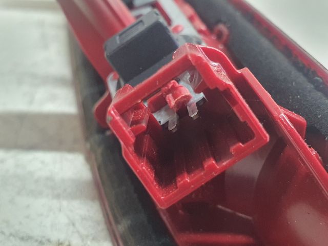 bontott PEUGEOT 208 Pótféklámpa