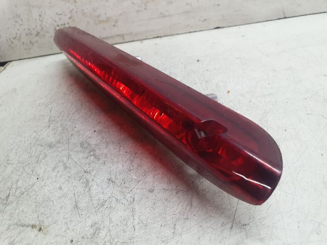 bontott PEUGEOT 208 Pótféklámpa