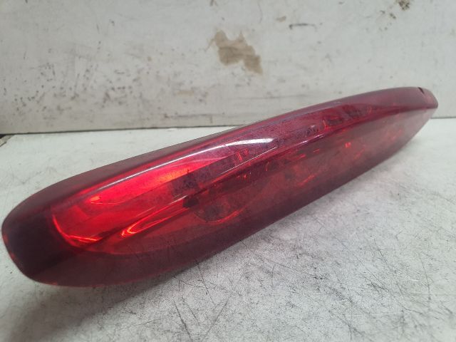 bontott PEUGEOT 208 Pótféklámpa