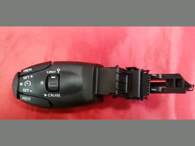 bontott PEUGEOT 208 Tempomat Kar (Magában)