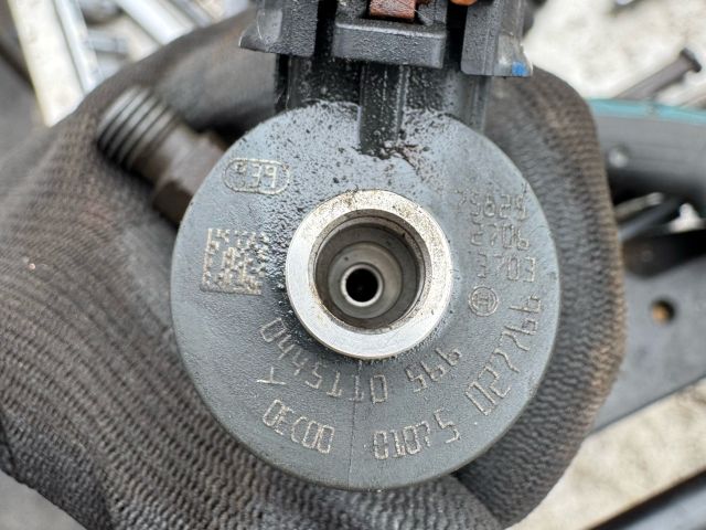 bontott PEUGEOT 3008 Porlasztó (1 db)