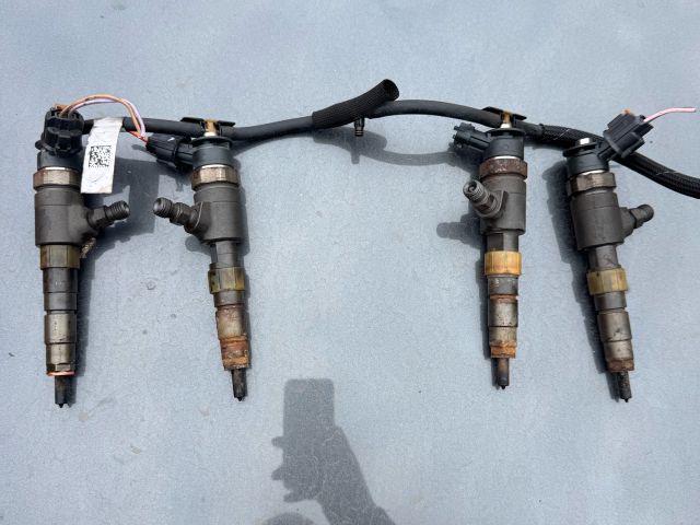 bontott PEUGEOT 3008 Porlasztó (1 db)