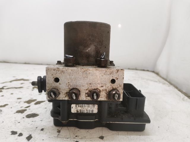 bontott PEUGEOT 3008 ABS Kocka