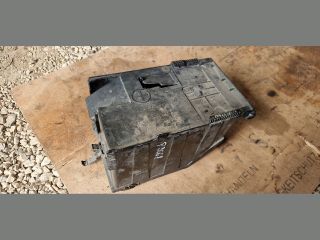 bontott PEUGEOT 3008 Akkumulátor Fedél