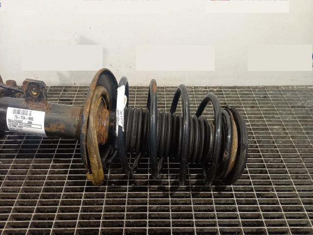 bontott PEUGEOT 3008 Első Rugó