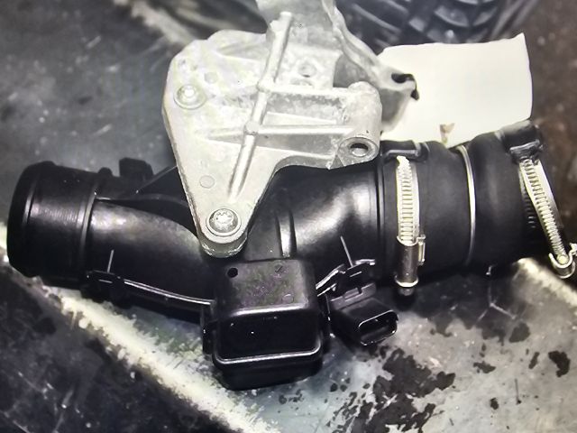 bontott PEUGEOT 3008 Fojtószelep (Elektromos)