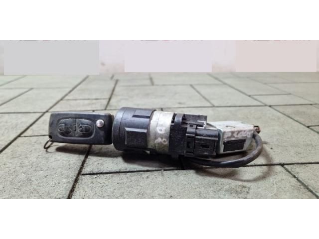 bontott PEUGEOT 3008 Gyújtáskapcsoló