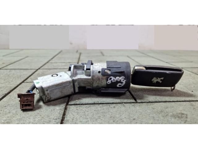 bontott PEUGEOT 3008 Gyújtáskapcsoló