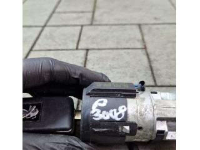 bontott PEUGEOT 3008 Gyújtáskapcsoló