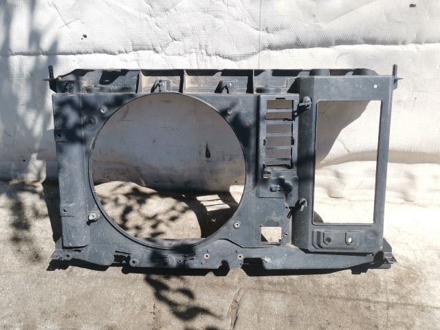bontott PEUGEOT 3008 Hűtőventilátor Keret