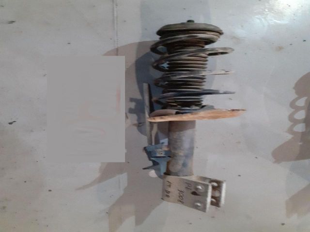 bontott PEUGEOT 3008 Jobb első Gólyaláb (Lengécsillapító, Rugó)