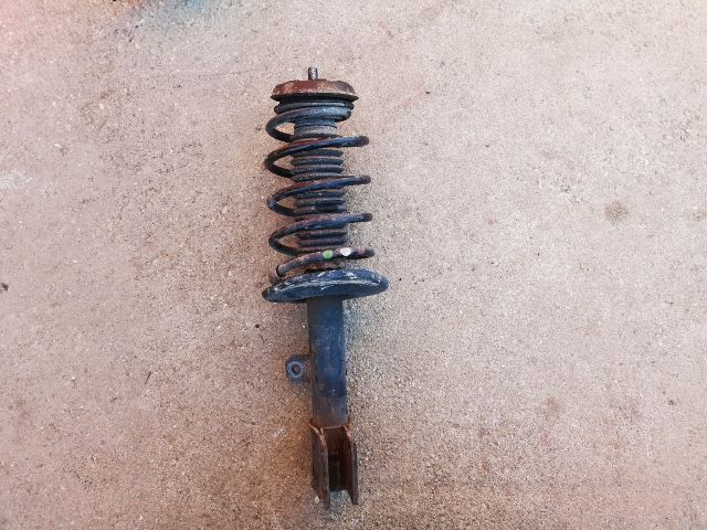 bontott PEUGEOT 3008 Jobb első Gólyaláb (Lengécsillapító, Rugó)