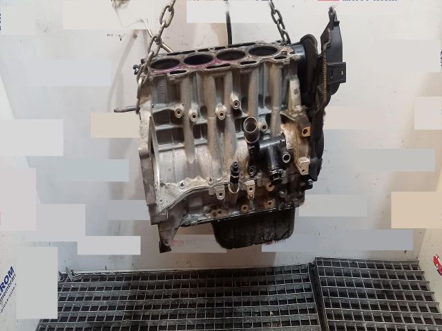 bontott PEUGEOT 3008 Motor (Fűzött blokk hengerfejjel)