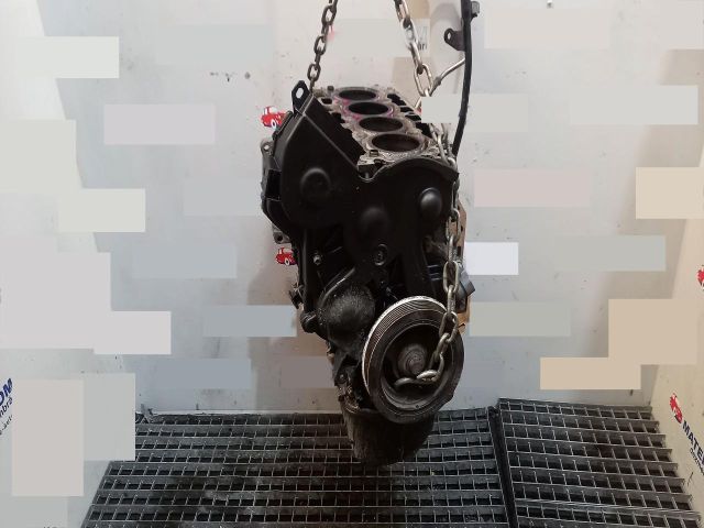 bontott PEUGEOT 3008 Motor (Fűzött blokk hengerfejjel)