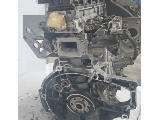 bontott PEUGEOT 3008 Motor (Fűzött blokk hengerfejjel)