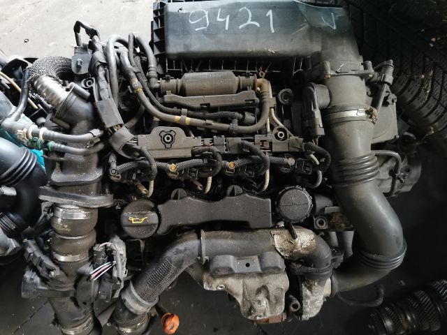 bontott PEUGEOT 3008 Motor (Fűzött blokk hengerfejjel)
