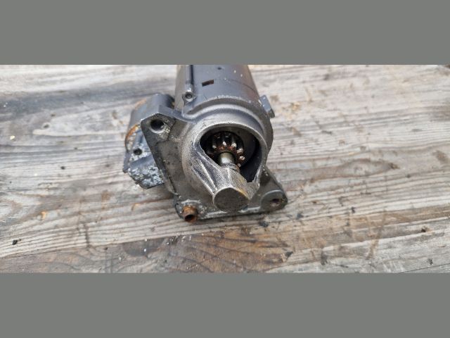 bontott PEUGEOT 3008 Önindító