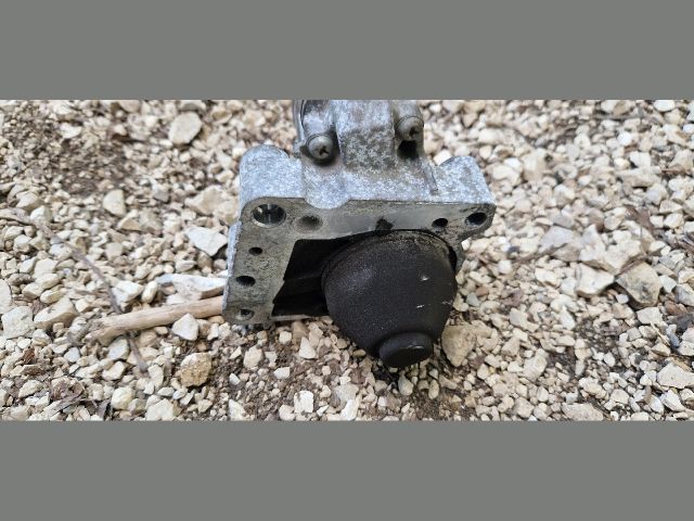 bontott PEUGEOT 3008 Önindító