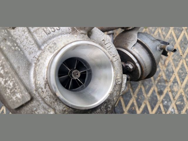 bontott PEUGEOT 3008 Turbó