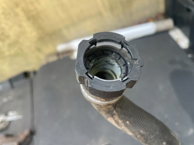 bontott PEUGEOT 3008 Vízcső