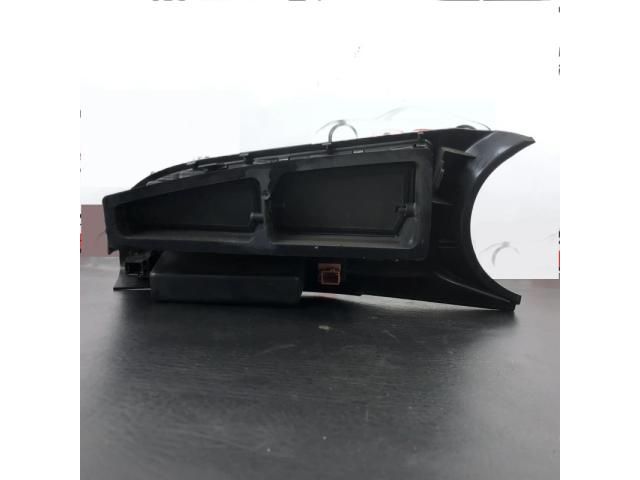 bontott PEUGEOT 3008 Középső Szellőző