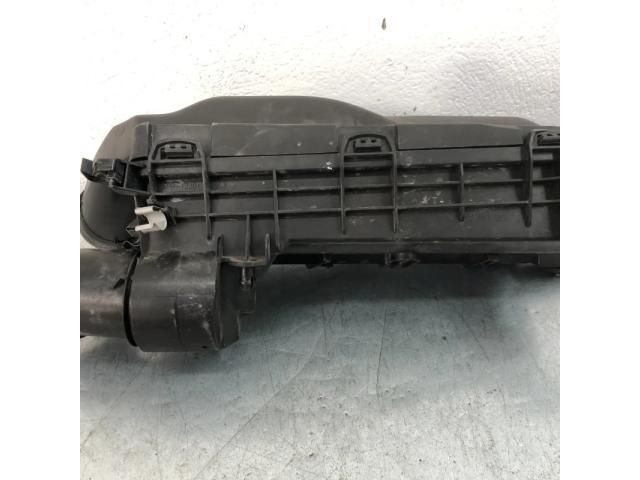 bontott PEUGEOT 3008 Légszűrő Ház