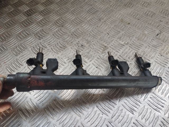 bontott PEUGEOT 3008 Porlasztó (1 db)