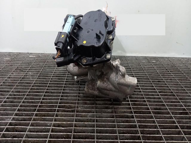 bontott PEUGEOT 3008 EGR Hűtő Cső