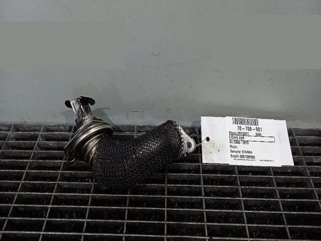 bontott PEUGEOT 3008 EGR Hűtő Cső