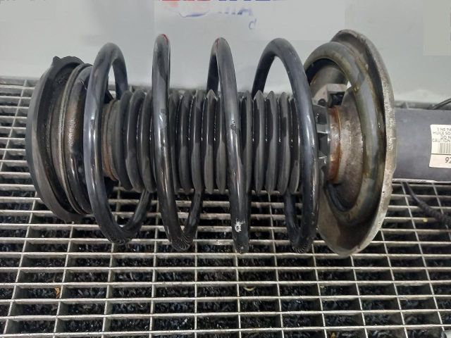 bontott PEUGEOT 3008 Első Rugó