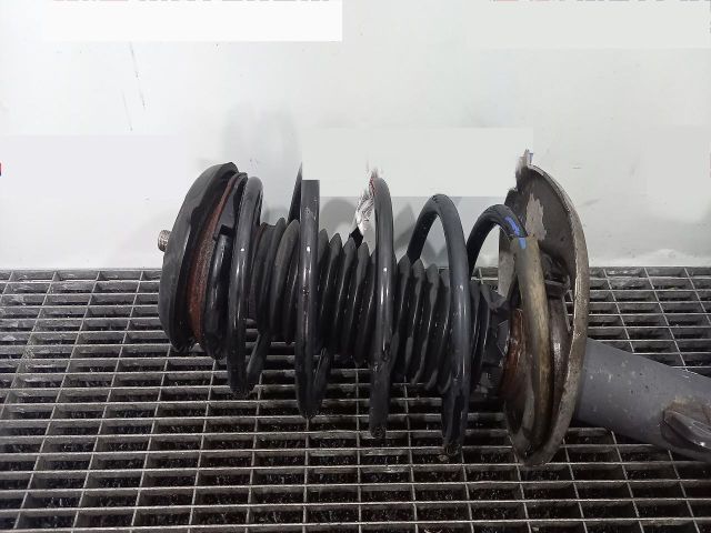 bontott PEUGEOT 3008 Első Rugó