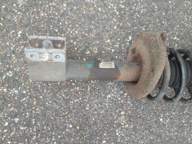 bontott PEUGEOT 3008 Jobb első Gólyaláb (Lengécsillapító, Rugó)