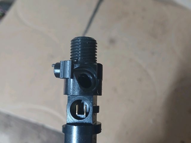 bontott PEUGEOT 3008 Porlasztó (1 db)