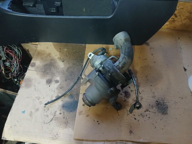 bontott PEUGEOT 3008 Turbó