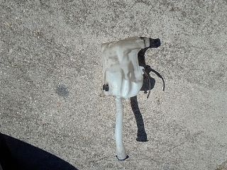 bontott PEUGEOT 3008 Ablakmosó Tartály