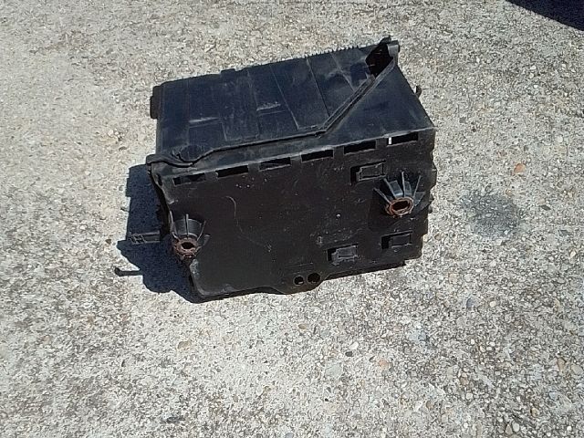 bontott PEUGEOT 3008 Akkumulátor Tartó