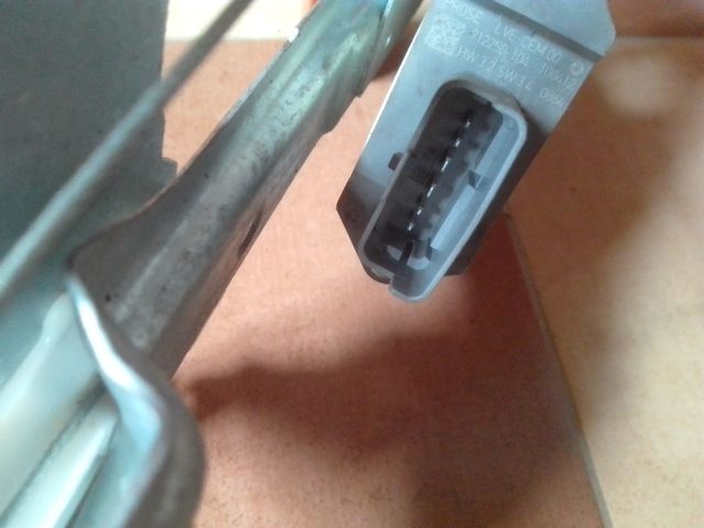 bontott PEUGEOT 3008 Bal első Ablakemelő Motor