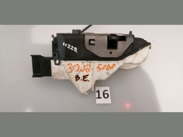 bontott PEUGEOT 3008 Bal első Ajtózár