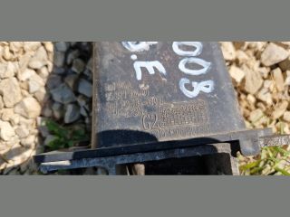 bontott PEUGEOT 3008 Bal első Lökhárító Merevítő Tartó (Fém)