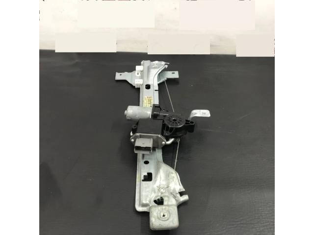 bontott PEUGEOT 3008 Bal hátsó Ablakemelő Szerkezet (Elektromos)