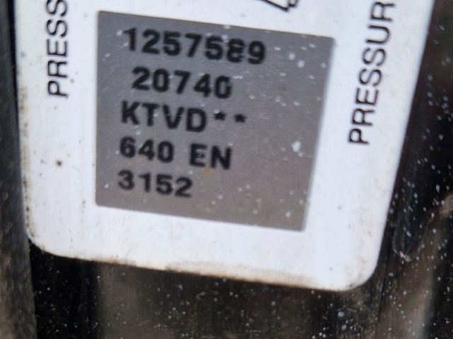 bontott PEUGEOT 3008 Bal hátsó Ajtó (Részeivel)