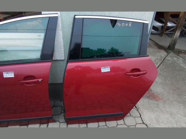 bontott PEUGEOT 3008 Bal hátsó Ajtó (Részeivel)