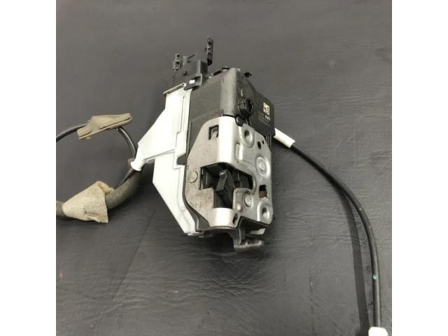 bontott PEUGEOT 3008 Bal hátsó Ajtózár