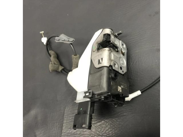 bontott PEUGEOT 3008 Bal hátsó Ajtózár