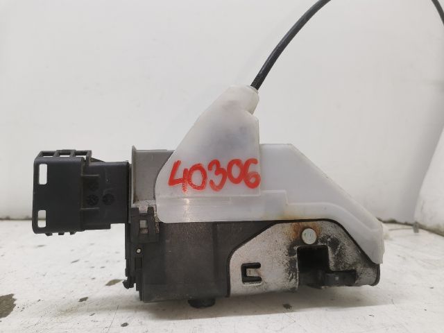 bontott PEUGEOT 3008 Bal hátsó Ajtózár