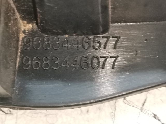 bontott PEUGEOT 3008 Bal hátsó Belső Kilincs