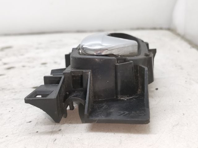 bontott PEUGEOT 3008 Bal hátsó Belső Kilincs