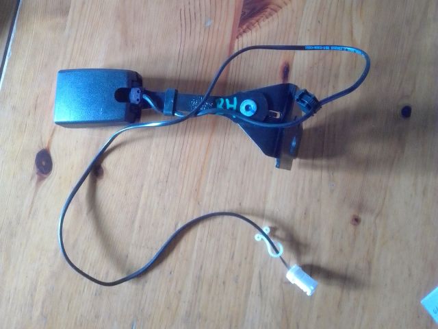 bontott PEUGEOT 3008 Bal hátsó Biztonsági Öv