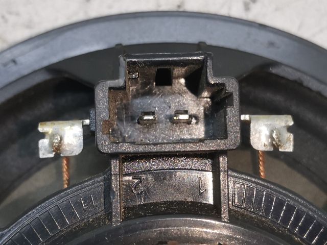 bontott PEUGEOT 3008 Bal hátsó Hangszóró